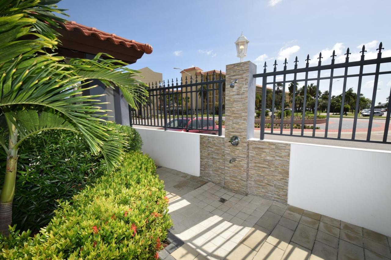 פאלם ביץ' Arena Condos Aruba - Few Steps From Eagle Beach! מראה חיצוני תמונה